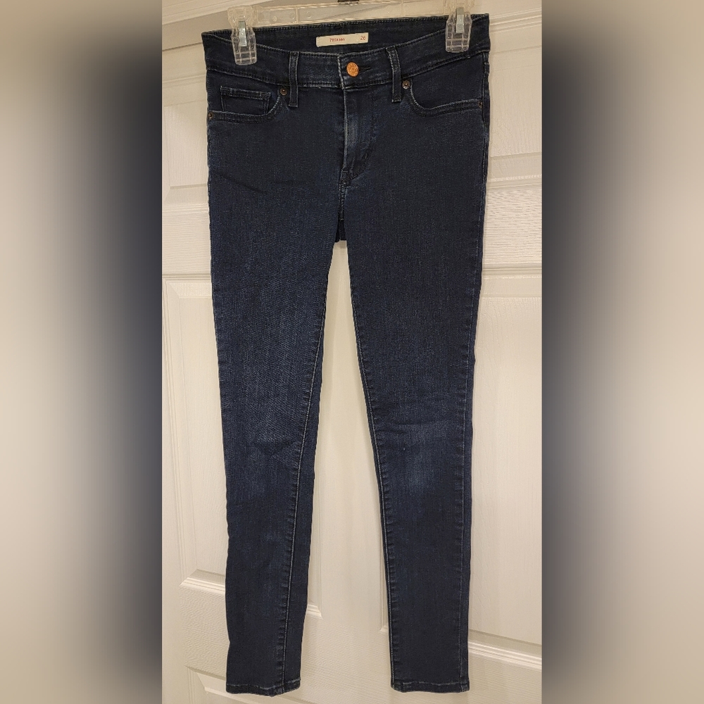 Levi's 711 Skinny Dark Wash Jeans Size 26